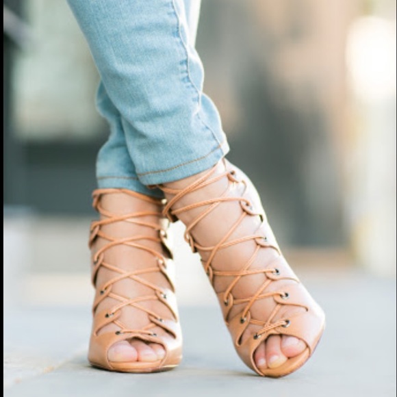 SCHUTZ Shoes - Schutz lace up brown peep toe heel